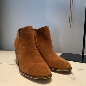 Jessica Simpson suede booties